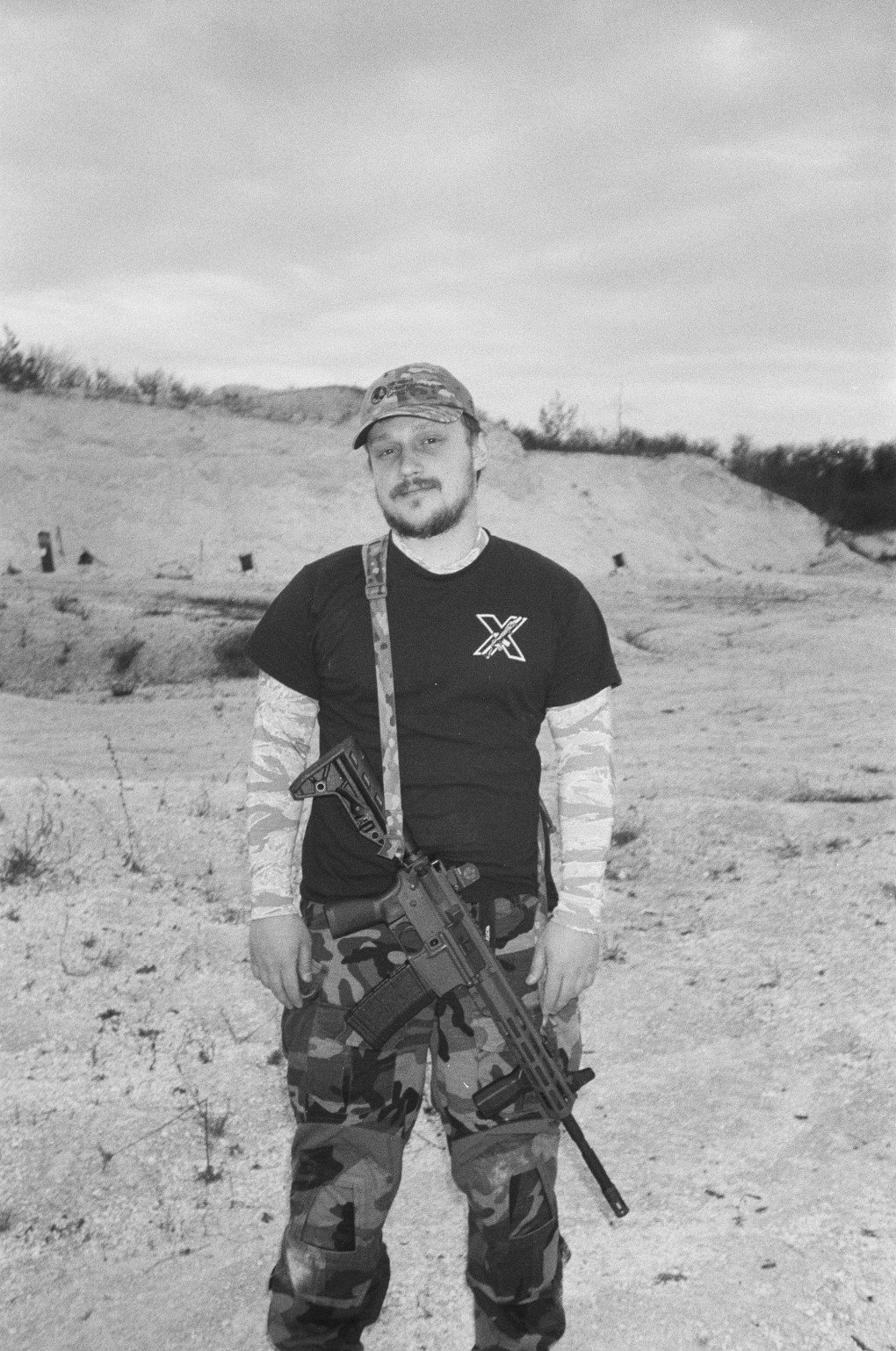 Illich, 24, es de Lutsk en el oeste de Ucrania. (Foto: Conall Kearney)