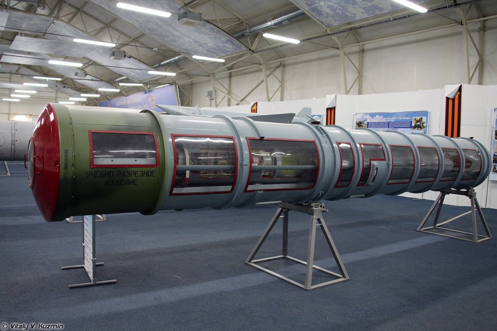 Transport and launch container with 5V55 SAMs for the S-300P air defense missile system in the Moscow Region. (Source: Wikimedia) Transport and launch container with 5V55 SAMs for the S-300P air defense missile system in the Moscow Region. (Source: Wikimedia)