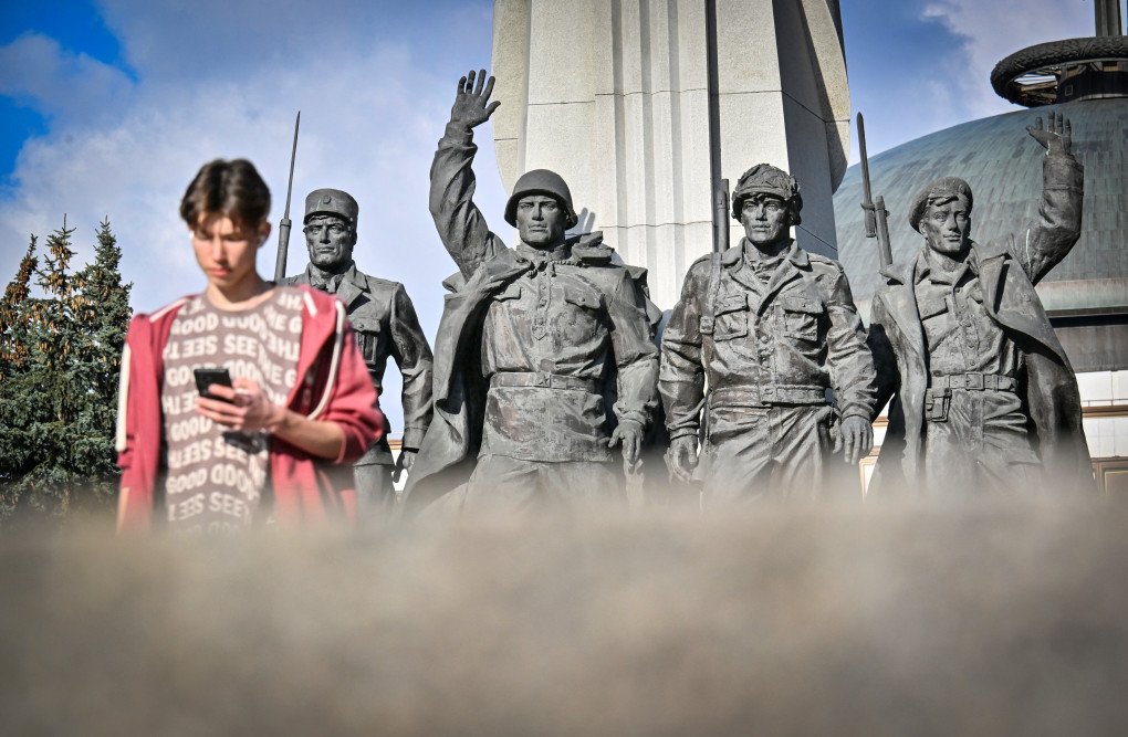 A youngster walks in front of the "Monument to the Countries Participants in the Anti-Hitler Coalition" at Poklonnaya Hill memorial complex in Moscow on April 13, 2026. (Photo by Alexander Nemenov via Getty Images) A youngster walks in front of the "Monument to the Countries Participants in the Anti-Hitler Coalition" at Poklonnaya Hill memorial complex in Moscow on April 13, 2026. (Photo by Alexander Nemenov via Getty Images)