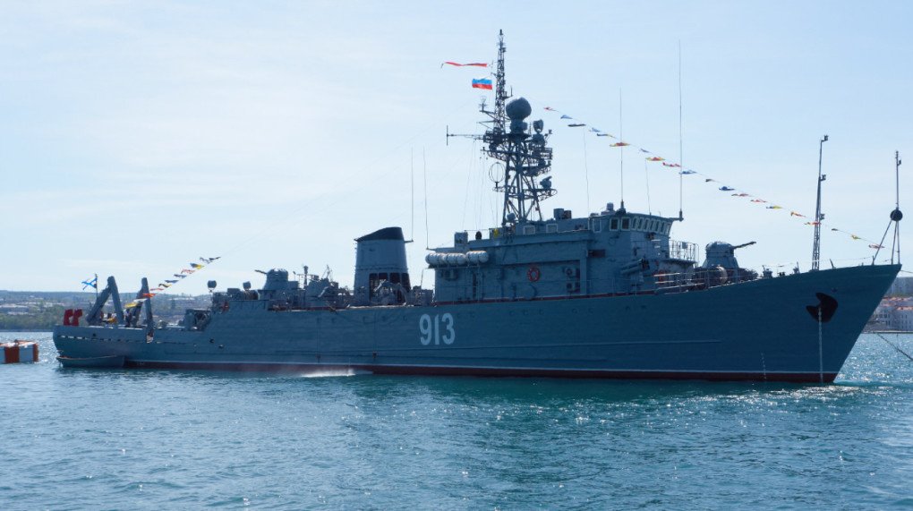 Russian Black Sea Fleet minesweeper Kovrovets. (Source: Russian media)