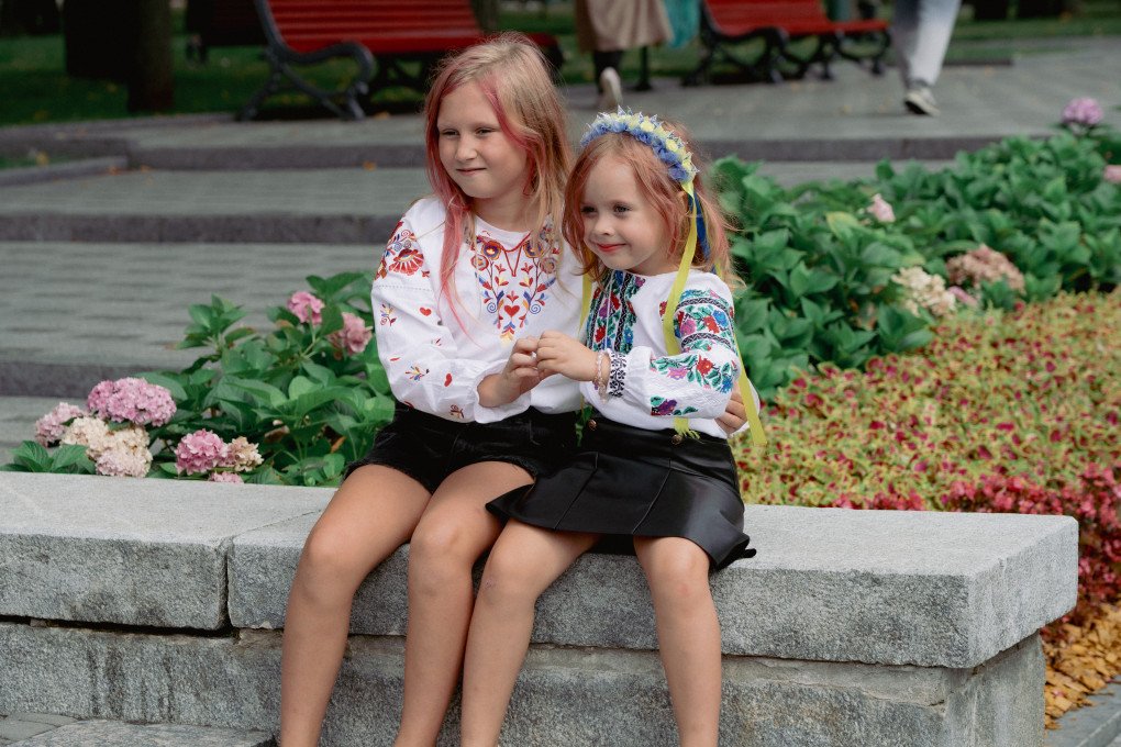 Two girls in vyshyvankas pose for a photo during celebration of Independence Day on August 24, 2025 in Kharkiv, Ukraine. Photo: Maria Derhachova/Global Images Ukraine via Getty Images