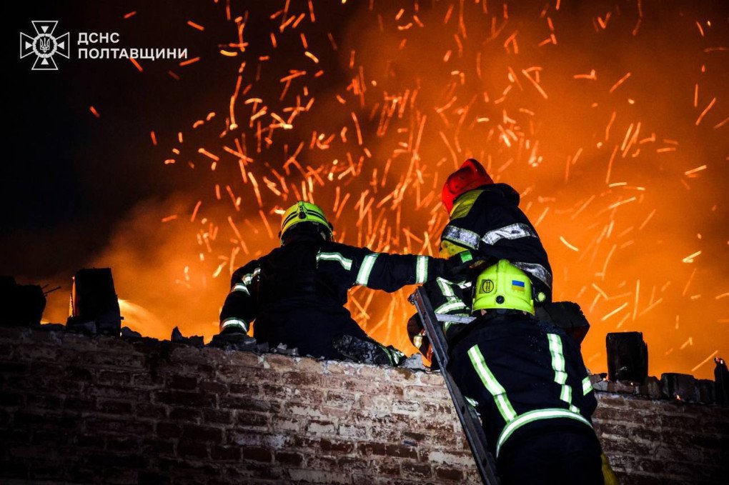 Ukrainian emergency crews work through the night to extinguish flames after a Russian drone strike triggered massive fires at a civilian site in Poltava on October 7, 2025. (Source: SES) Ukrainian emergency crews work through the night to extinguish flames after a Russian drone strike triggered massive fires at a civilian site in Poltava on October 7, 2025. (Source: SES)