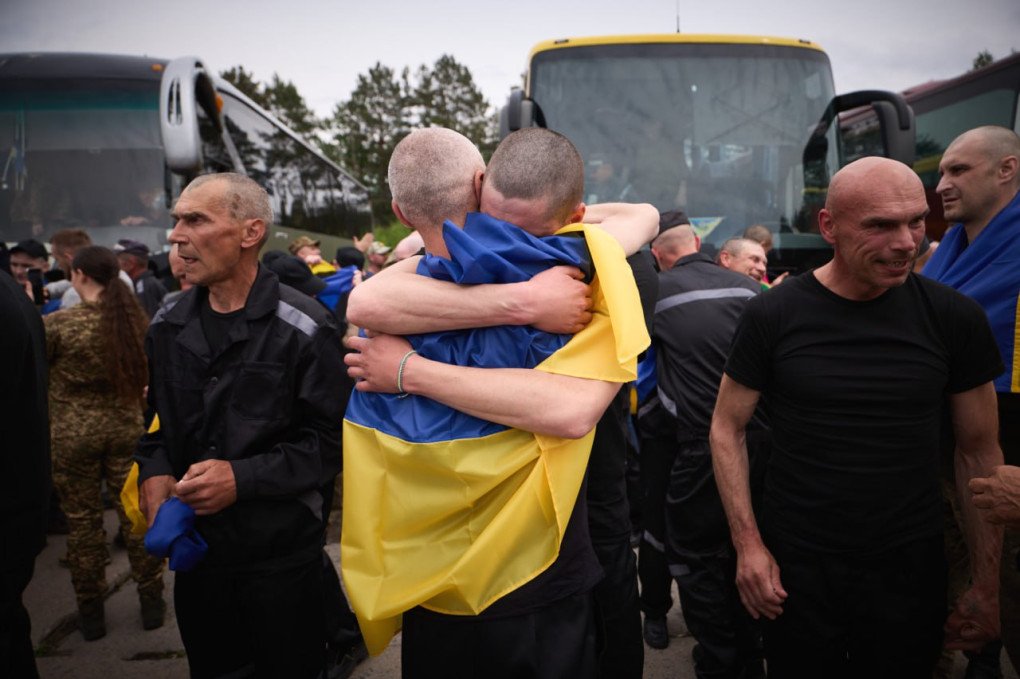 Freed Ukrainian servicemen after a prisoner swap between Ukraine and Russia on May 25, 2025. (Source: Volodymyr Zelenskyy) Freed Ukrainian servicemen after a prisoner swap between Ukraine and Russia on May 25, 2025. (Source: Volodymyr Zelenskyy)