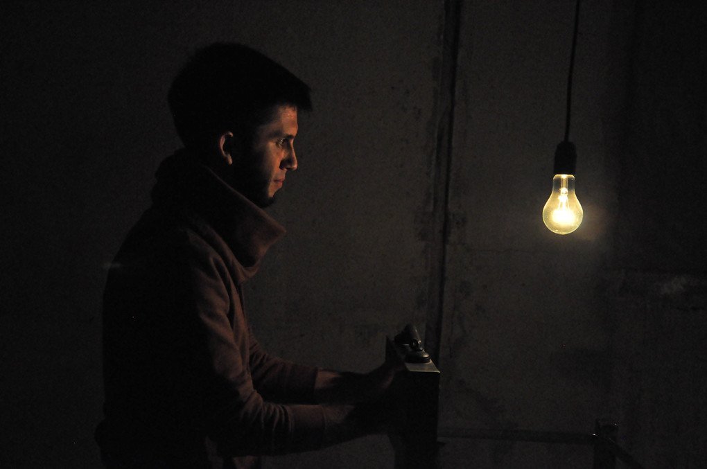 UNITED24 Media graphic designer Oleksandr Manukians during the Pulse Room installation by artist Rafael Lozano-Hemmer in IZOLYATSIA, platform for Cultural Initiatives, Donetsk, Ukraine, 2013. (Source: Rafael Lozano-Hemmer’s website) UNITED24 Media graphic designer Oleksandr Manukians during the Pulse Room installation by artist Rafael Lozano-Hemmer in IZOLYATSIA, platform for Cultural Initiatives, Donetsk, Ukraine, 2013. (Source: Rafael Lozano-Hemmer’s website)