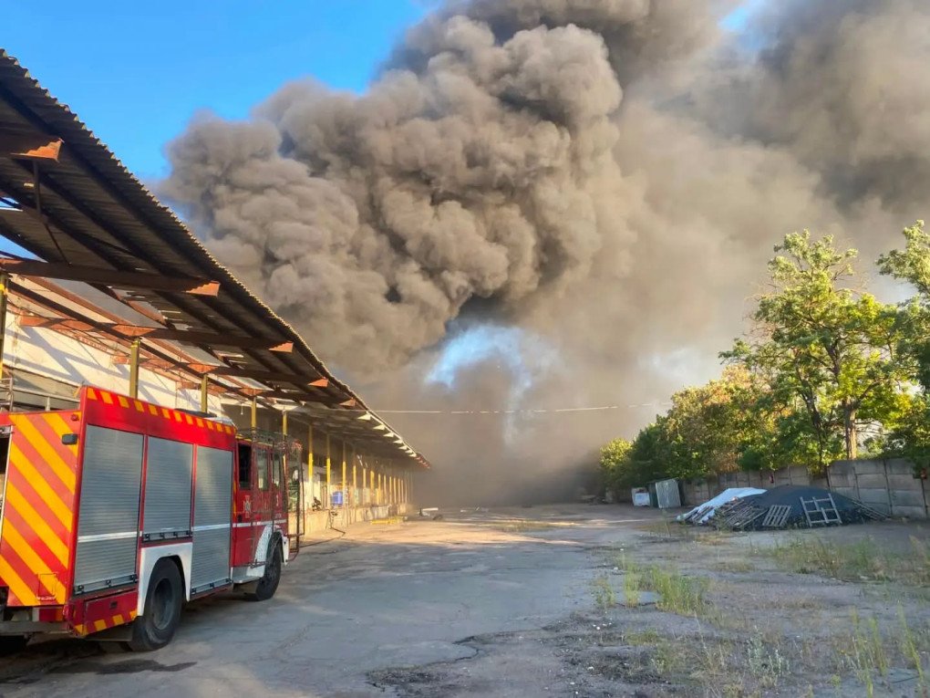 ASmoke rises from a Ukrainian Red Cross warehouse in Kherson following a Russian drone attack that damaged and destroyed humanitarian supplies on August 23, 2026. (Source: Ukrainian Red Cross)
