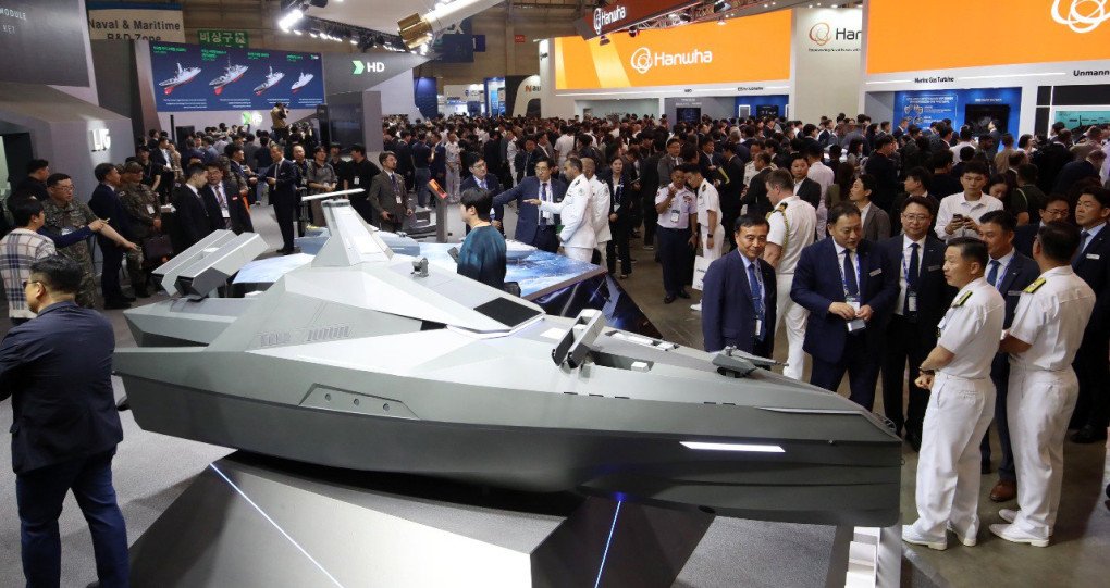 The modular combat drone Sea Sword-X at the MADEX 2025 exhibition. (Source: News1) The modular combat drone Sea Sword-X at the MADEX 2025 exhibition. (Source: News1)