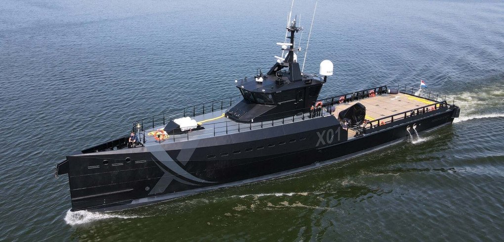 XV Patrick Blackett, the Royal Navy’s experimental technology test ship. (Source: Navy Lookout)