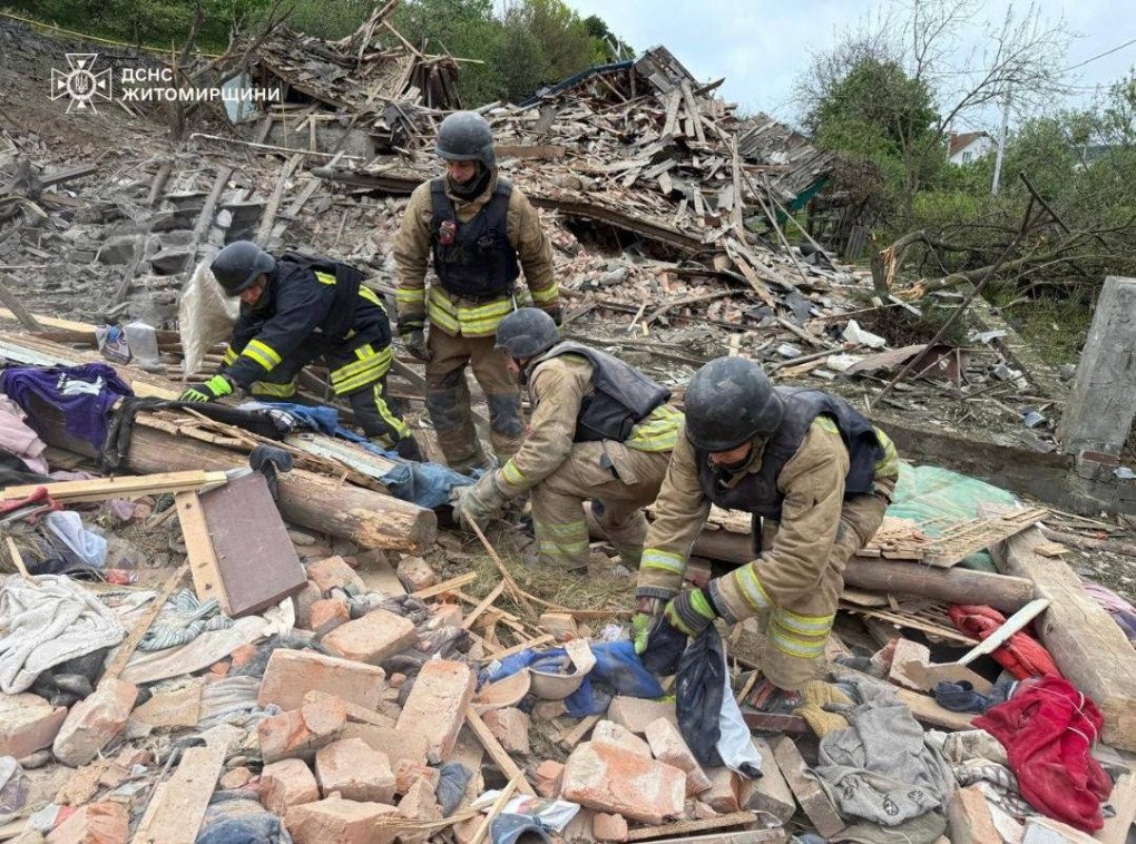 Aftermath of a Russian combined drone and missile strike on Zhytomyr region, where three children were killed, May 25, 2025. (Source: SES)