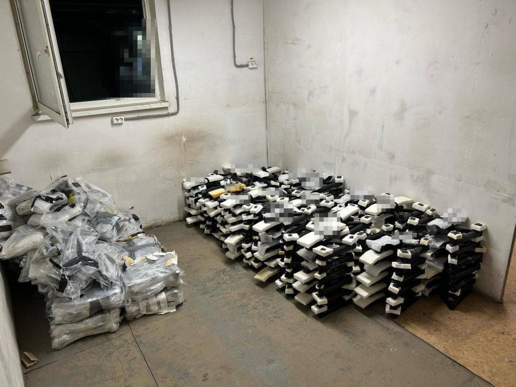 Preparation of the FPV drones, that were reportedly later used in the strikes on the Russian airfields. (Source: Hromadske) Preparation of the FPV drones, that were reportedly later used in the strikes on the Russian airfields. (Source: Hromadske)