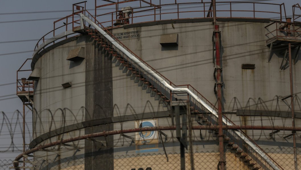 Sanctions Work? India Turns to US, Canada, and UAE as Russian Crude Faces Growing Risk