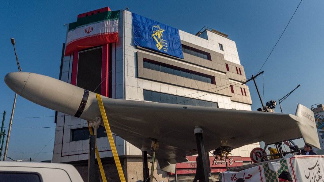 Cómo Rusia enseñó a Irán a utilizar productos de doble uso para fabricar armas que atacan bases estadounidenses