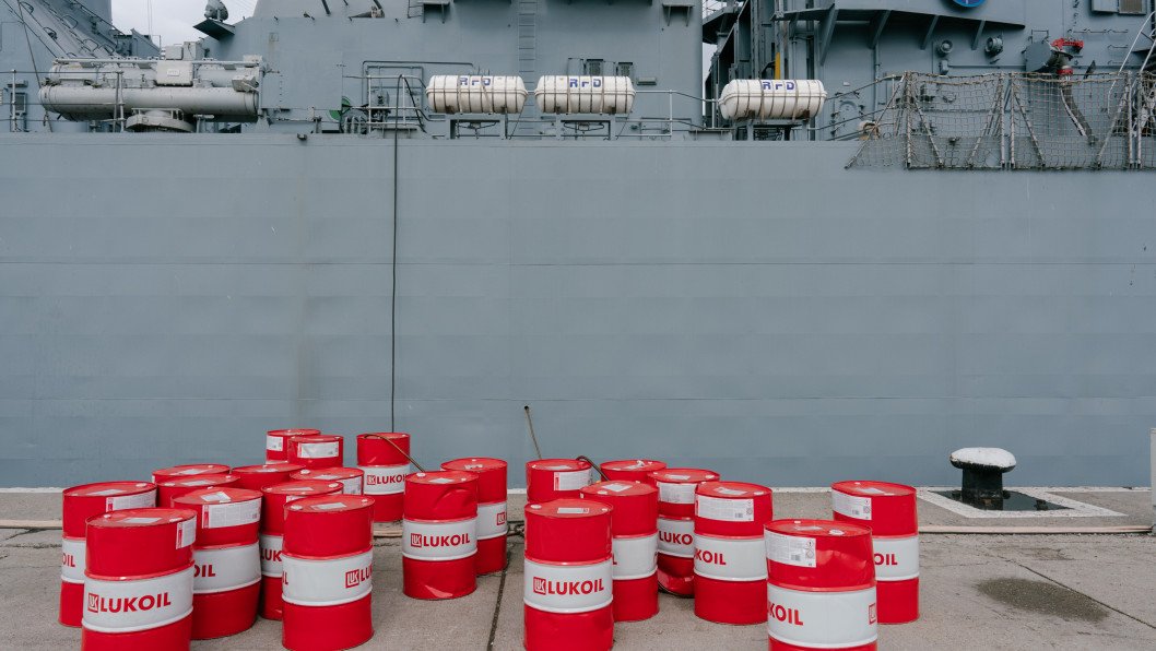 Hungary Claims Ukraine's Ban on Russian Oil Transit Is Blackmail