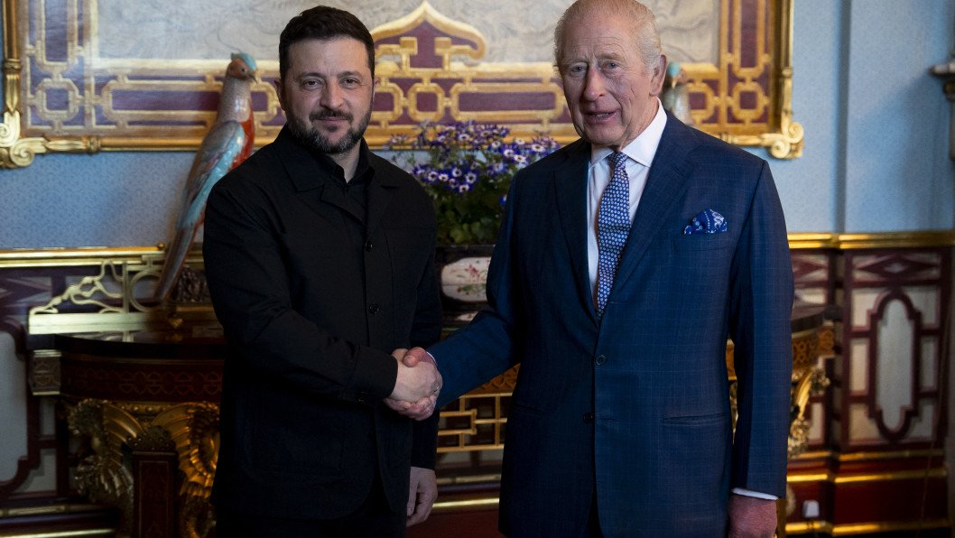 Zelenskyy Gifts King Charles III an iPad Monitoring the Ukrainian Frontline in Real Time