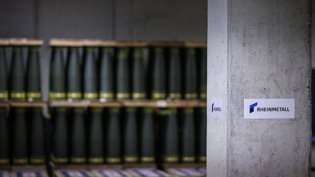 Mystery NATO Member State Orders Thousands of Rheinmetall 155mm Artillery Shells for Ukraine