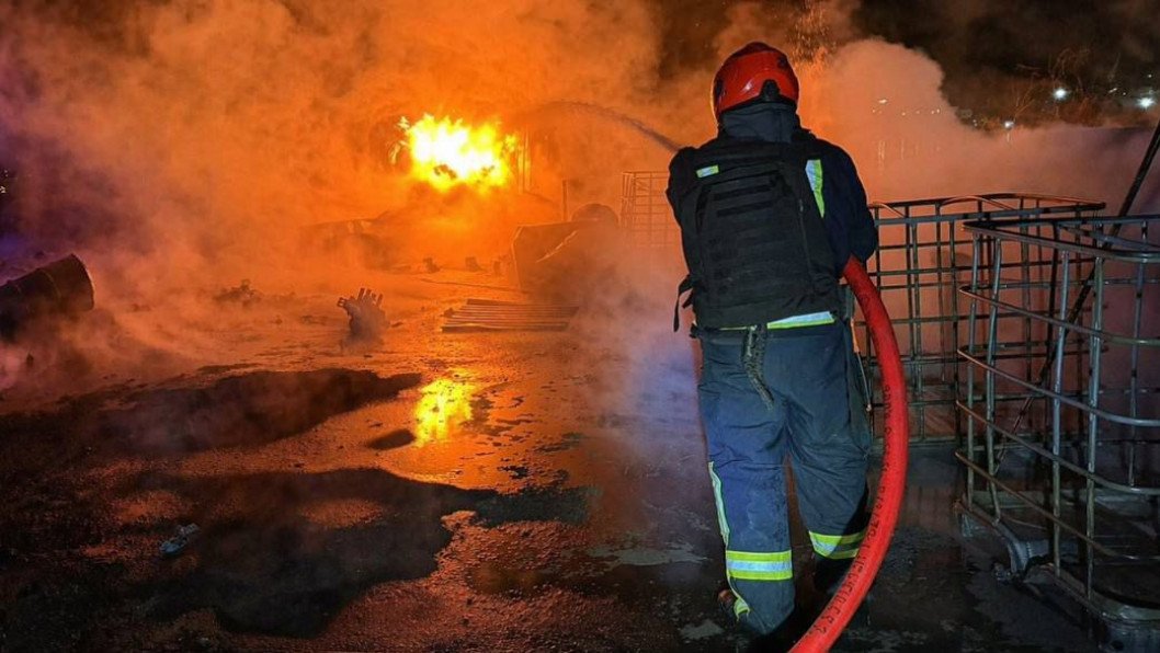 Rusia lanza ataques mortales en Zaporizhzhia, Odesa, Dnipro y Chernihiv, dejando víctimas y cortes de energía