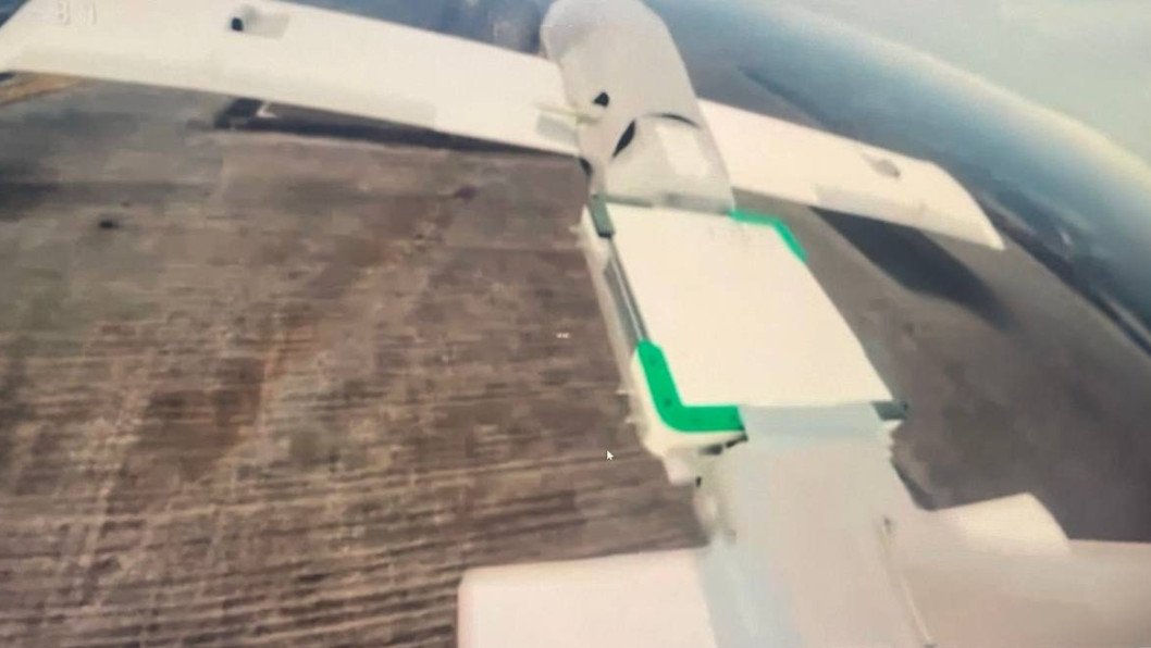 Russia Booby-Traps Starlink Terminals on Drones to Block Ukrainian Intel Access