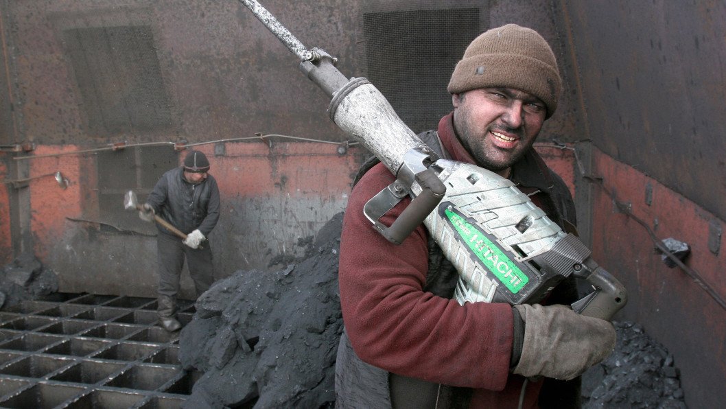 Russia Cuts Coal Prices, Yet China and Türkiye Imports Keep Falling
