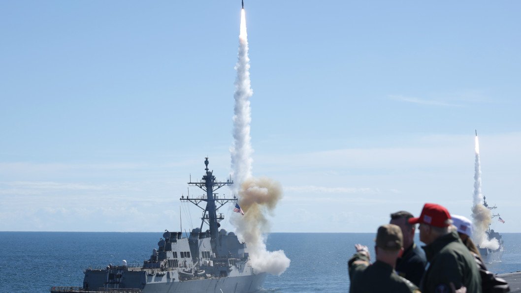 Trump ordena pruebas inmediatas de armas nucleares estadounidenses tras las pruebas de armas "del fin del mundo" de Rusia