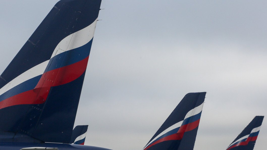 Ukrainian Refinery Strikes Surge Russian Jet Fuel Prices 41%, Forcing Airport Rationing