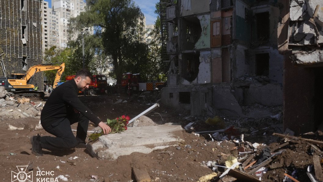 Two Dozen Political Centers Targeted in Planned Russian Strikes, Zelenskyy Says
