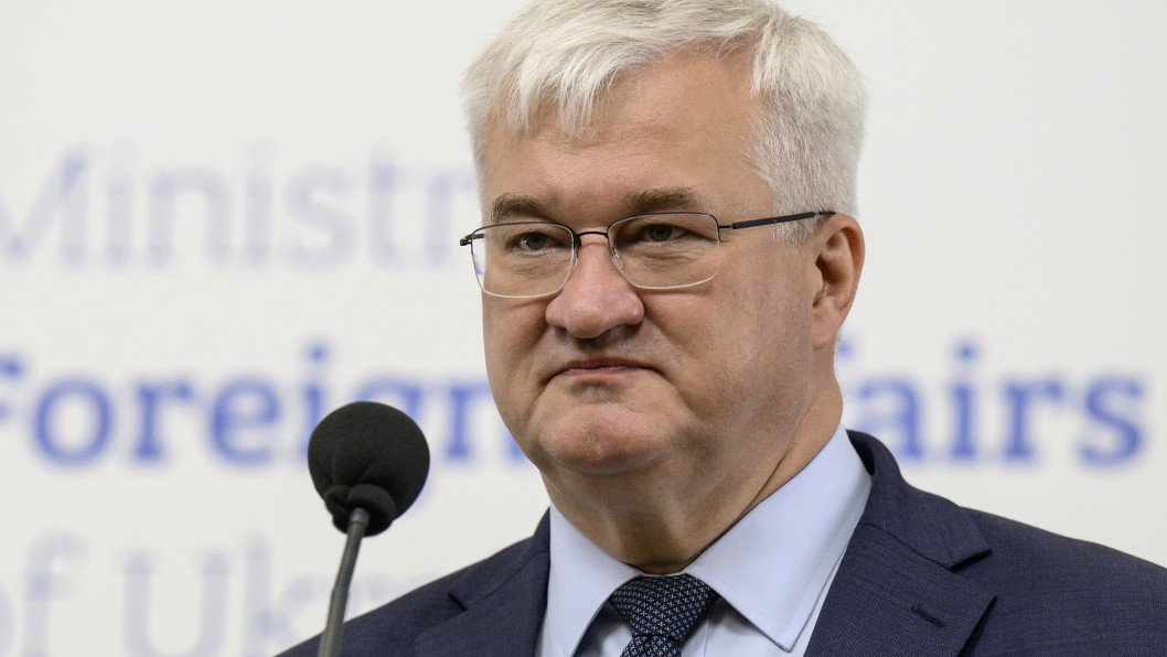 Ukraine’s Foreign Minister Calls for Joint Black Sea Response After Russian Drone Attack on Cargo Ship