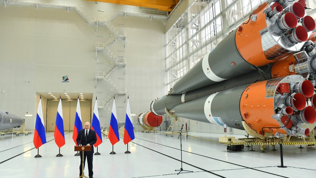 “Space Matryoshka”: Russian Spacecraft Deploys Possible Anti-Satellite Weapon Near USA 326