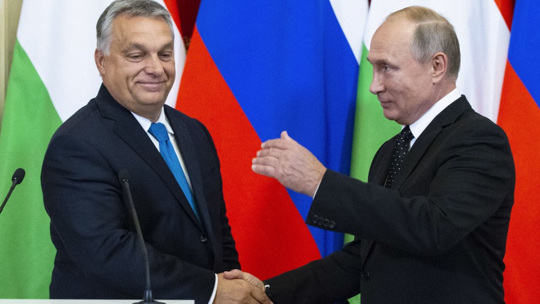 Kremlin Ran Covert Campaign to Boost Orbán Ahead of Hungary Election