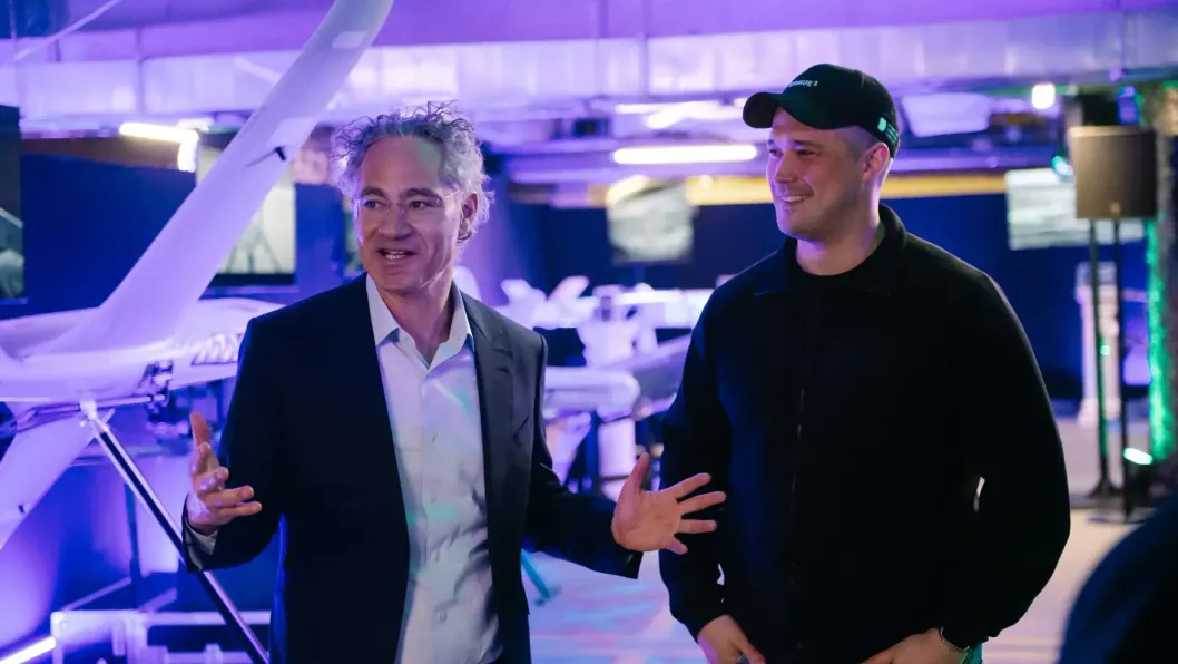 Ukrainian Defense Minister Holds Talks With Palantir CEO on AI and Battlefield Technologies