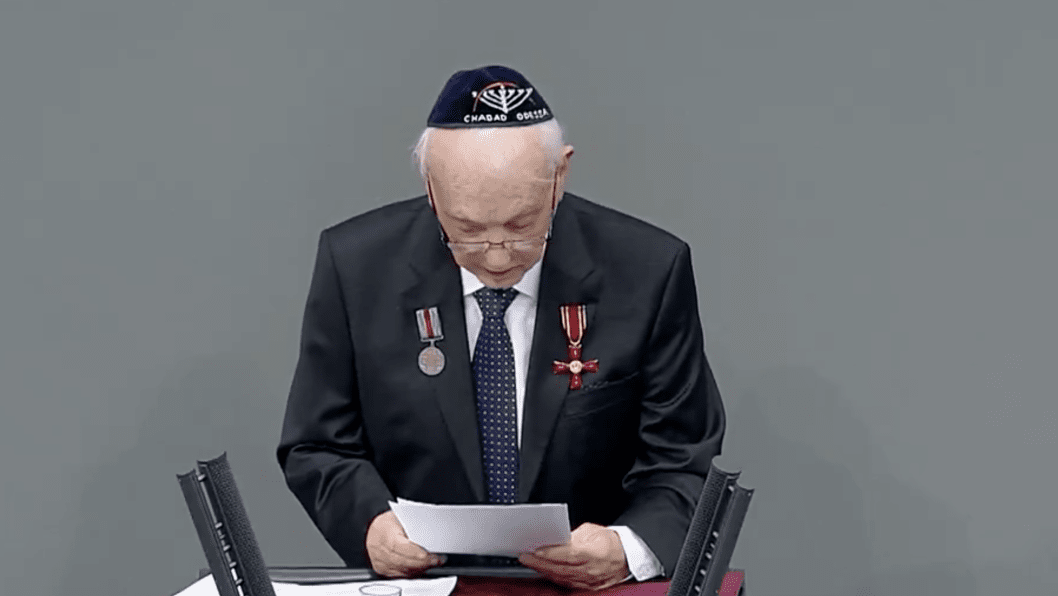 “Hitler Tried to Kill Me for Being Jewish. Now Putin Wants Me Dead for Being Ukrainian,” Says Holocaust Survivor