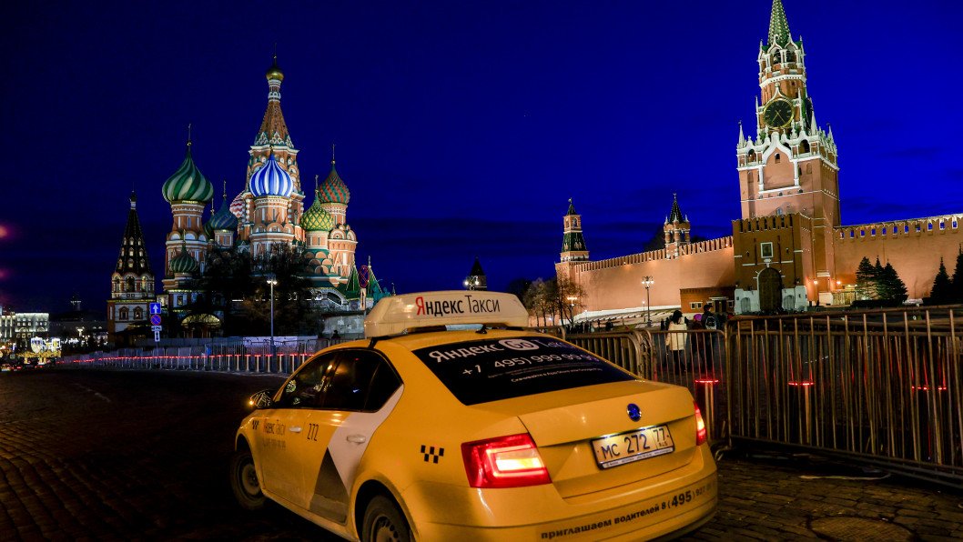 Russia’s Yandex Taxi Gets Knocked Offline and Turns to Google Maps for Help