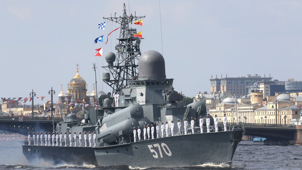 Ukraine Hits Russian Karakurt-Class Missile Ship in Primorsk Port
