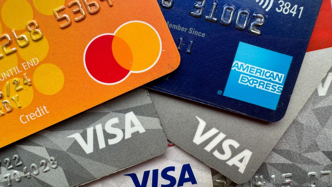 Russia Cut Off: Visa, Mastercard Cards Go Dead in Russia After January 1
