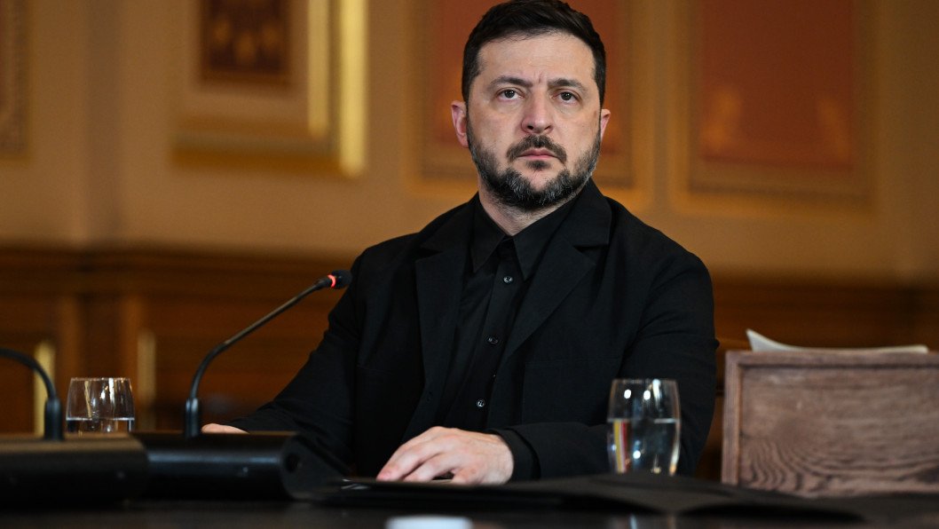 Russia Still Holds Six “Oreshnik” Missiles With 5,000-km Range, Zelenskyy Warns