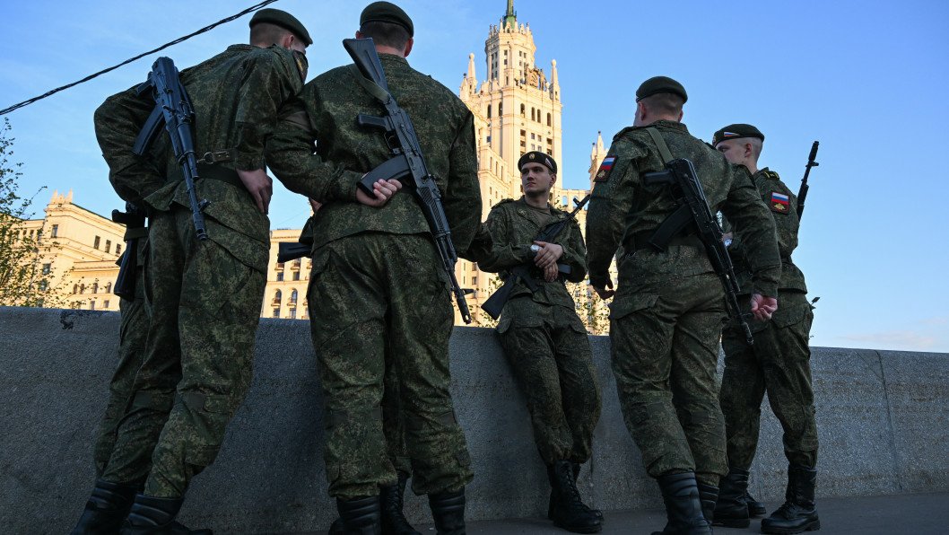 Moscow Locks Down for May 9 Parade—Internet Cut, Airports Closed, ATMs Fail