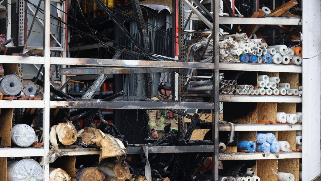 Russia Destroyed 90% of Ukrainian Retail Warehouse Capacity, but Food Supplies Remain Secure