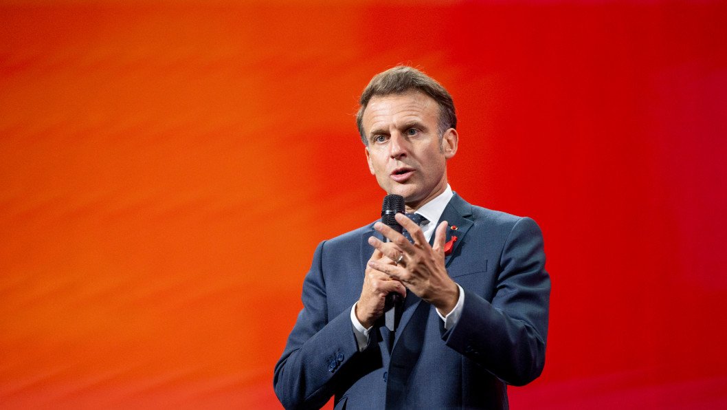 Macron: Russia Lacks Credibility to Mediate Between Israel and Iran