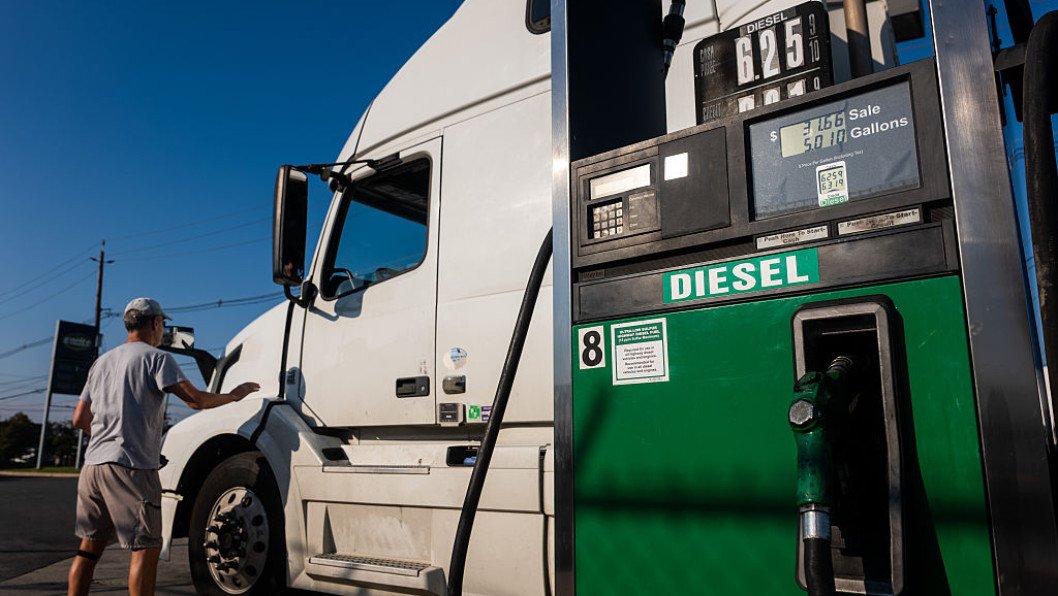 Trump’s Russian Diesel Deal Fails to Lower US Prices as Fuel Costs Rise