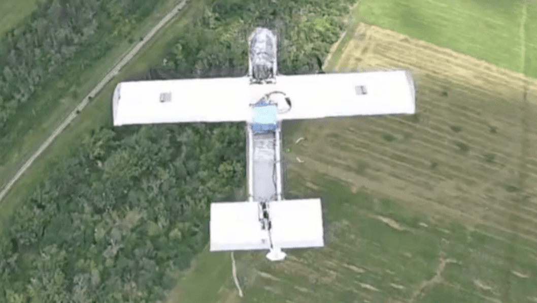 Russia Tests Molniya Strike Drones as “Flying Couriers” for Carrying Weapons and Food to Frontline