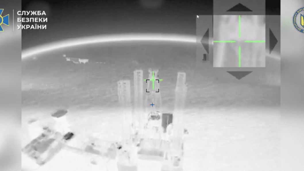 Ukrainian Drones Wipe Out Russian Radar System on Seized Gas Platform