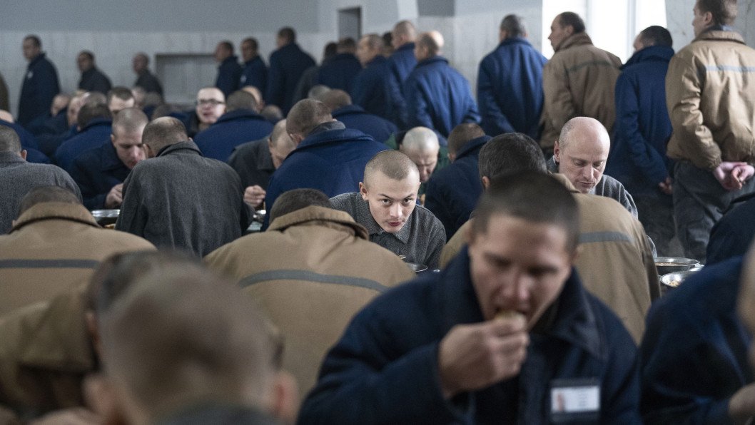 10,000 and Counting: Russia’s Soldiers Are Surrendering in Record Numbers