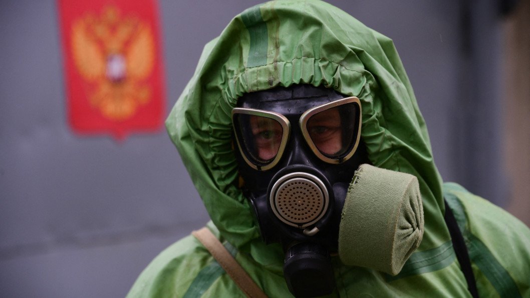 Russia Hides Potential Pneumonic Plague Outbreak After Fatal Lab Breach