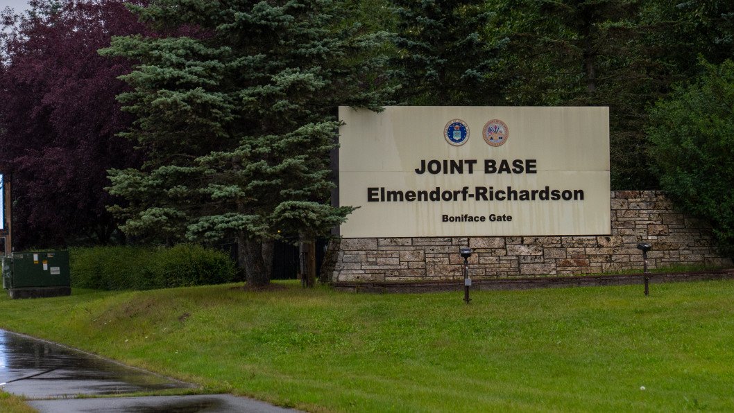 Trump-Putin Summit in Alaska: War, Nukes, and a Deal on the Line