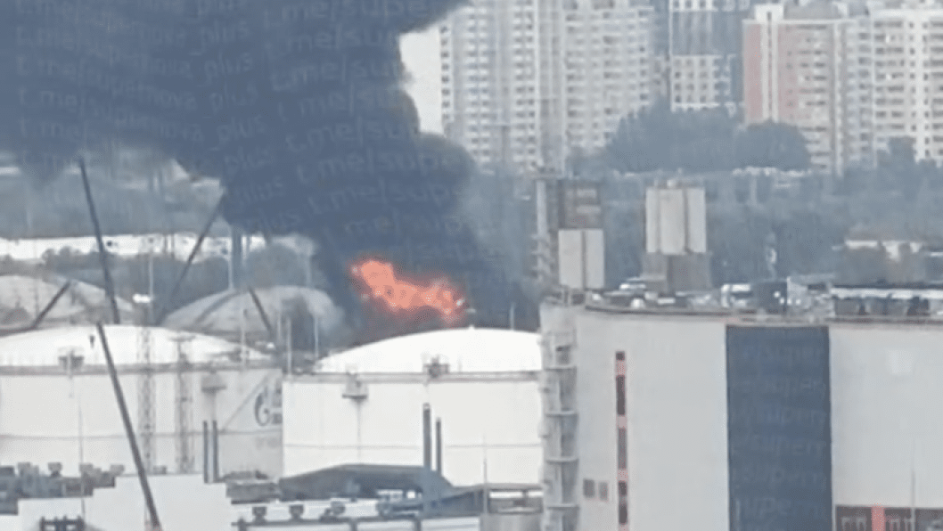 Moscow Oil Refinery Ignites Again Following Massive Overnight Drone Attack