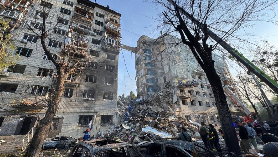 Russia’s Devastating Strike on Kyiv: Apartment Block Collapses, 24 Dead Including American, 134 Injured
