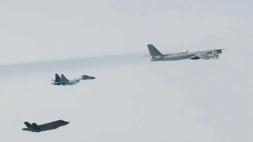 Russian Nuclear-Capable Bombers Challenge US Air Defenses Near Alaska