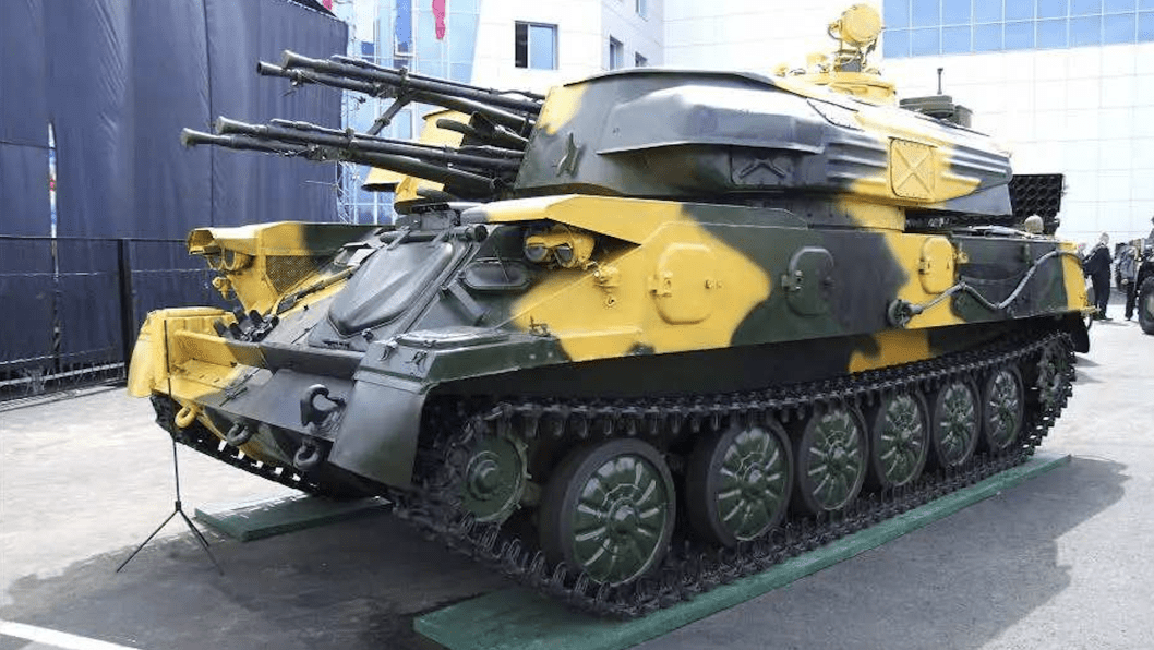 Russian Oil Refinery Recruits Anti-Aircraft Gun Crews to Defend Against Ukrainian Drones