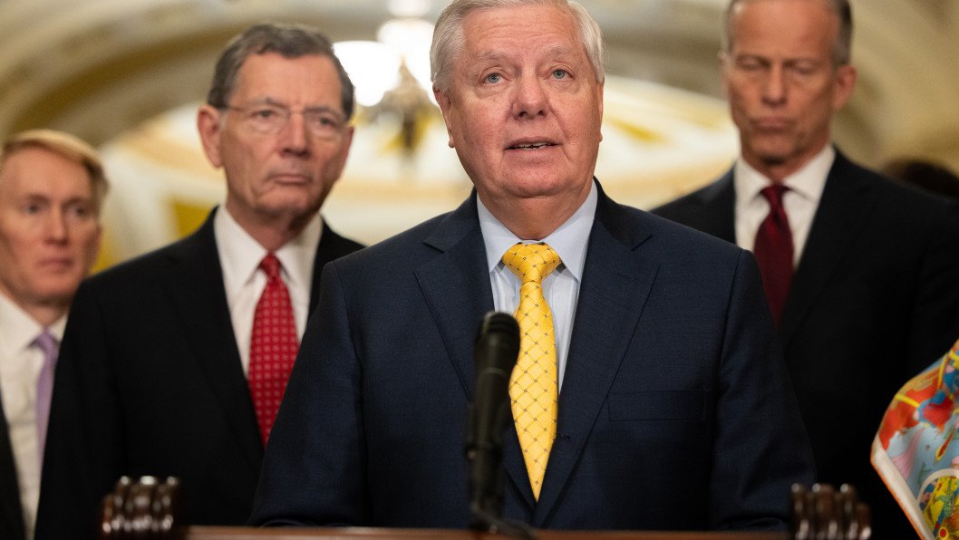 “Russia Is the Problem, Not Ukraine”: Senator Graham Urges Stronger US Action