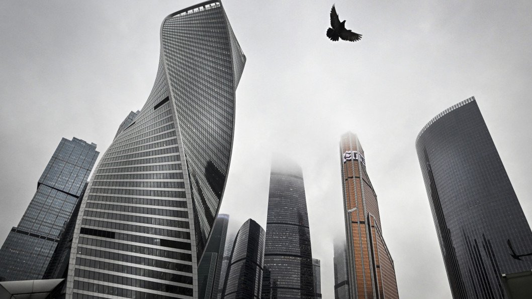 IMF Predicts Dramatic Drop in Russian Economic Growth