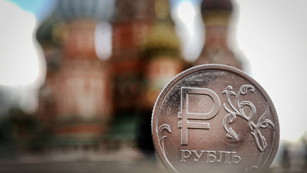 EU Envoy Says Sanctions Are Pushing Russia’s Economy Toward Breaking Point