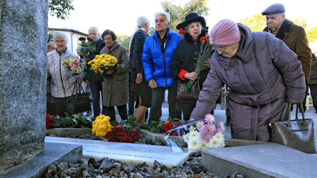 Russia Has Executed at Least 268 Ukrainian POWs, Says Human Rights Commissioner